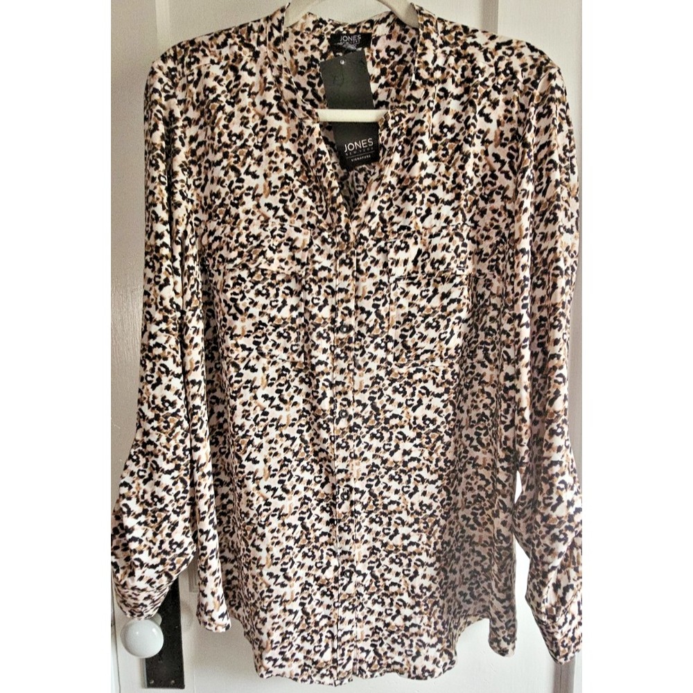 NWT JONES NEW YORK SIGNATURE animal print long sleeve button up blouse Sz L